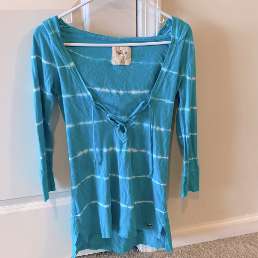 Hollister tie dye three quarter length shirt